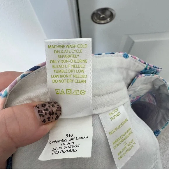 Lilly Pulitzer The Buttercup Shorts Size 2 Happy as a Clam Print Scalloped Pink - Picture 12 of 12